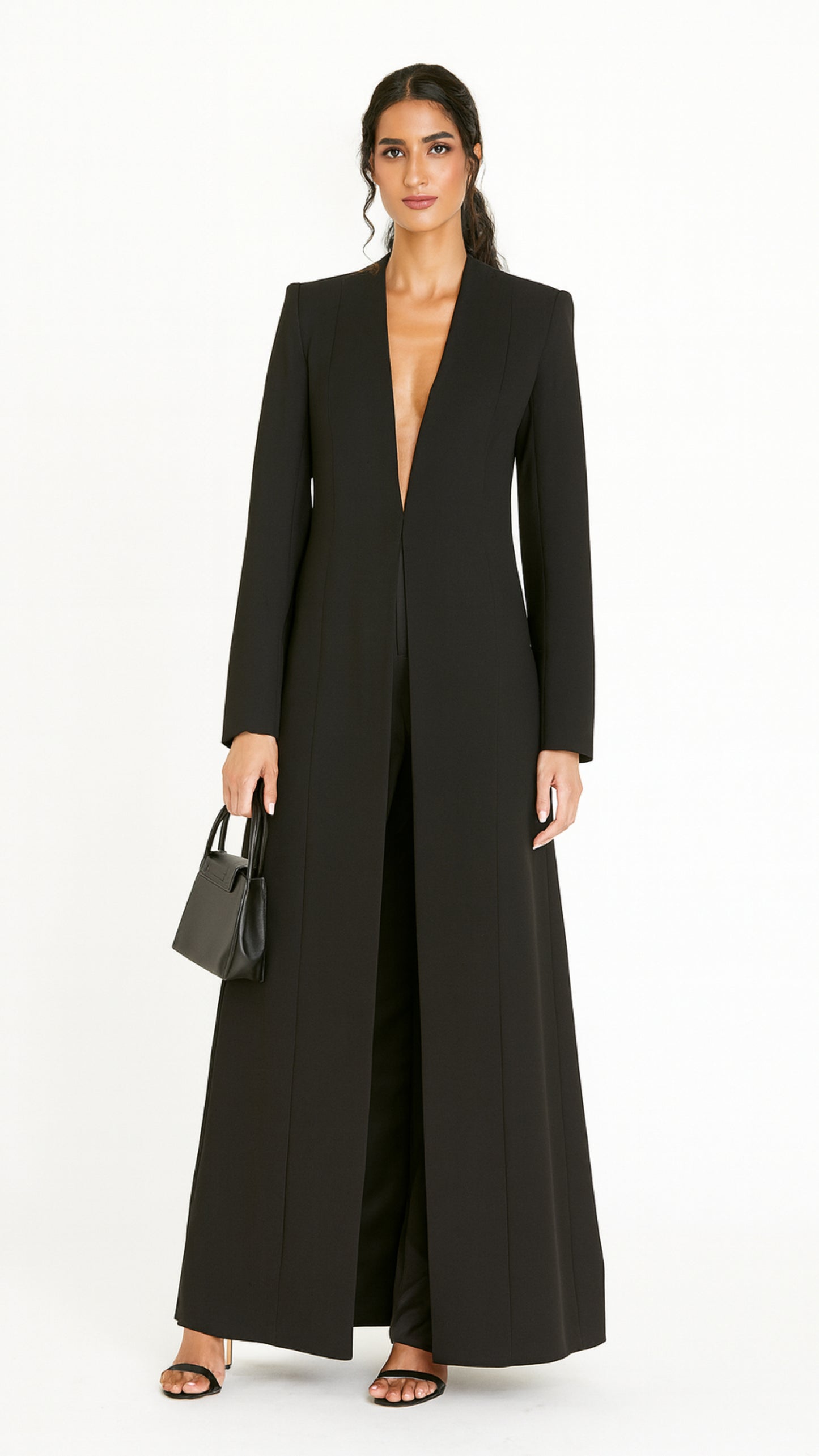 THN0041 — KAIA in Black